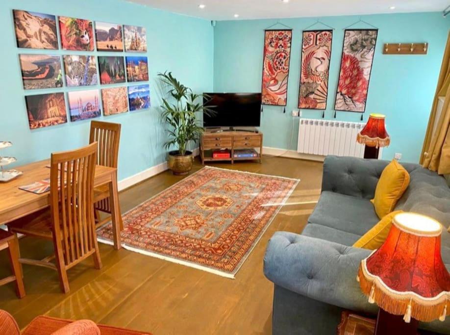 Traveller'S Rest - Cosy Cottage In Heart Of Wilton Salisbury Exteriör bild